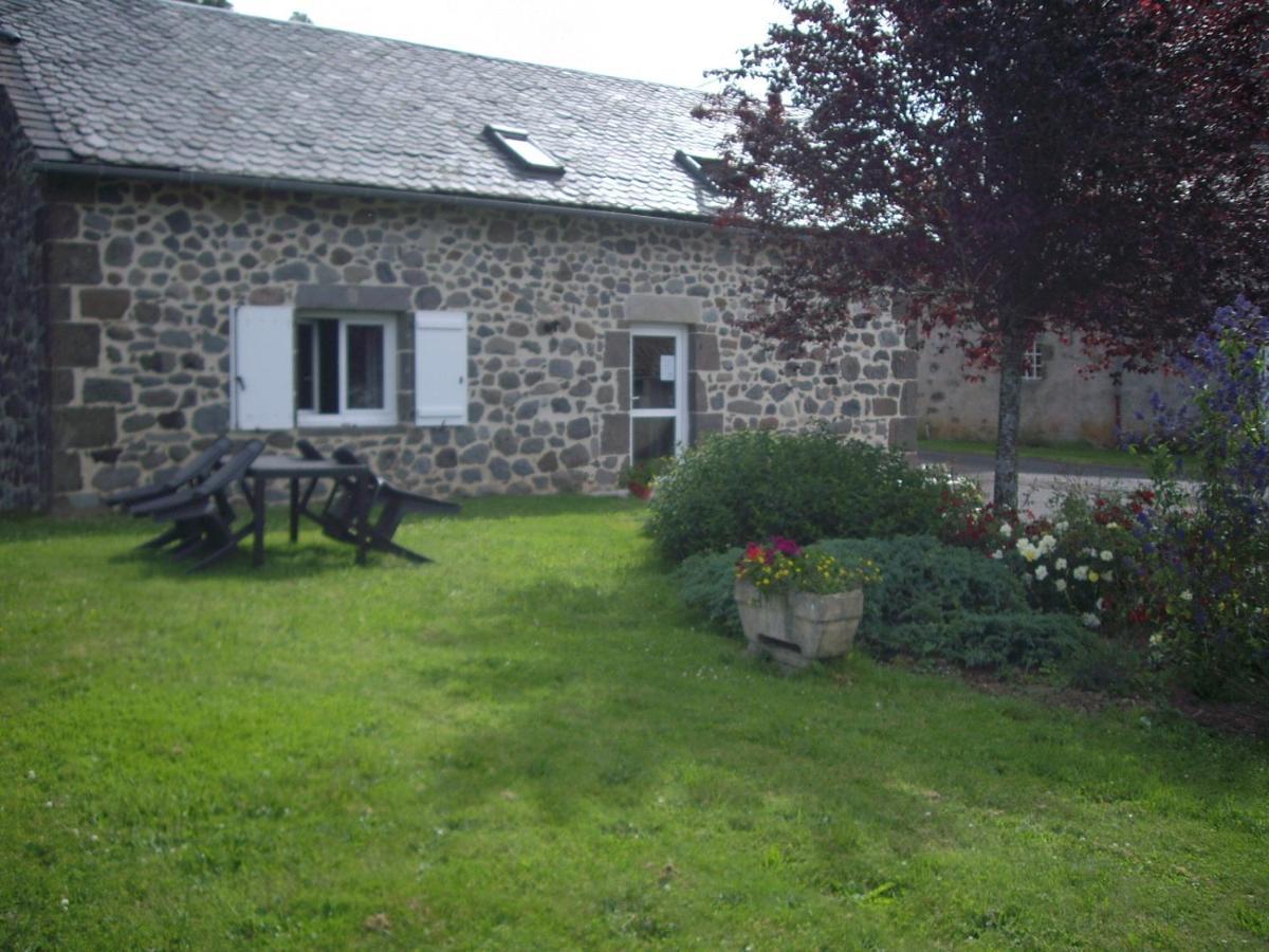 Ferme De Lamourio Saint-Cernin  Exterior foto